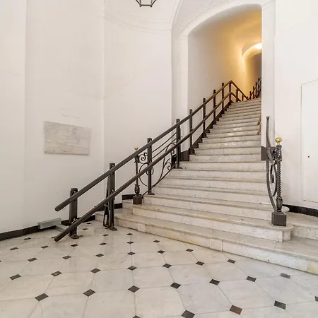 The Elegance Of Genoa! Santa Caterina Charming Apartment *